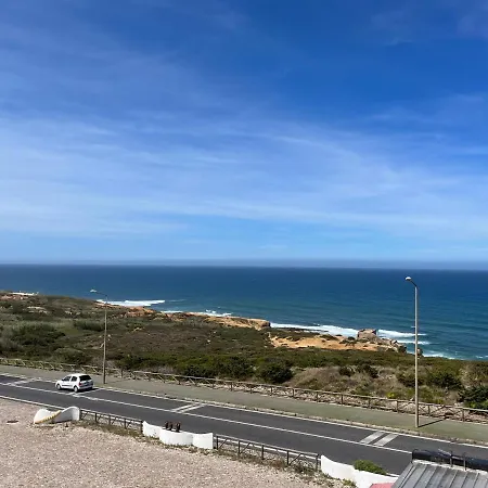 דירה Cozy With Sea View