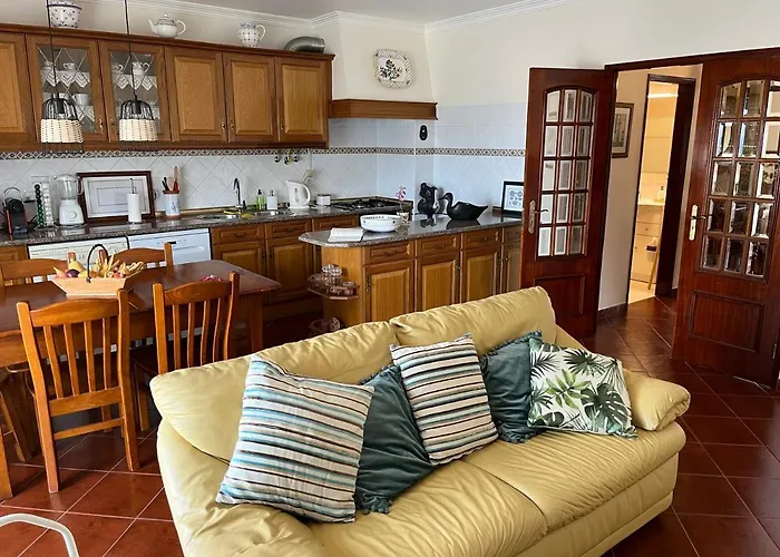 Cozy With Sea View אריסרייה